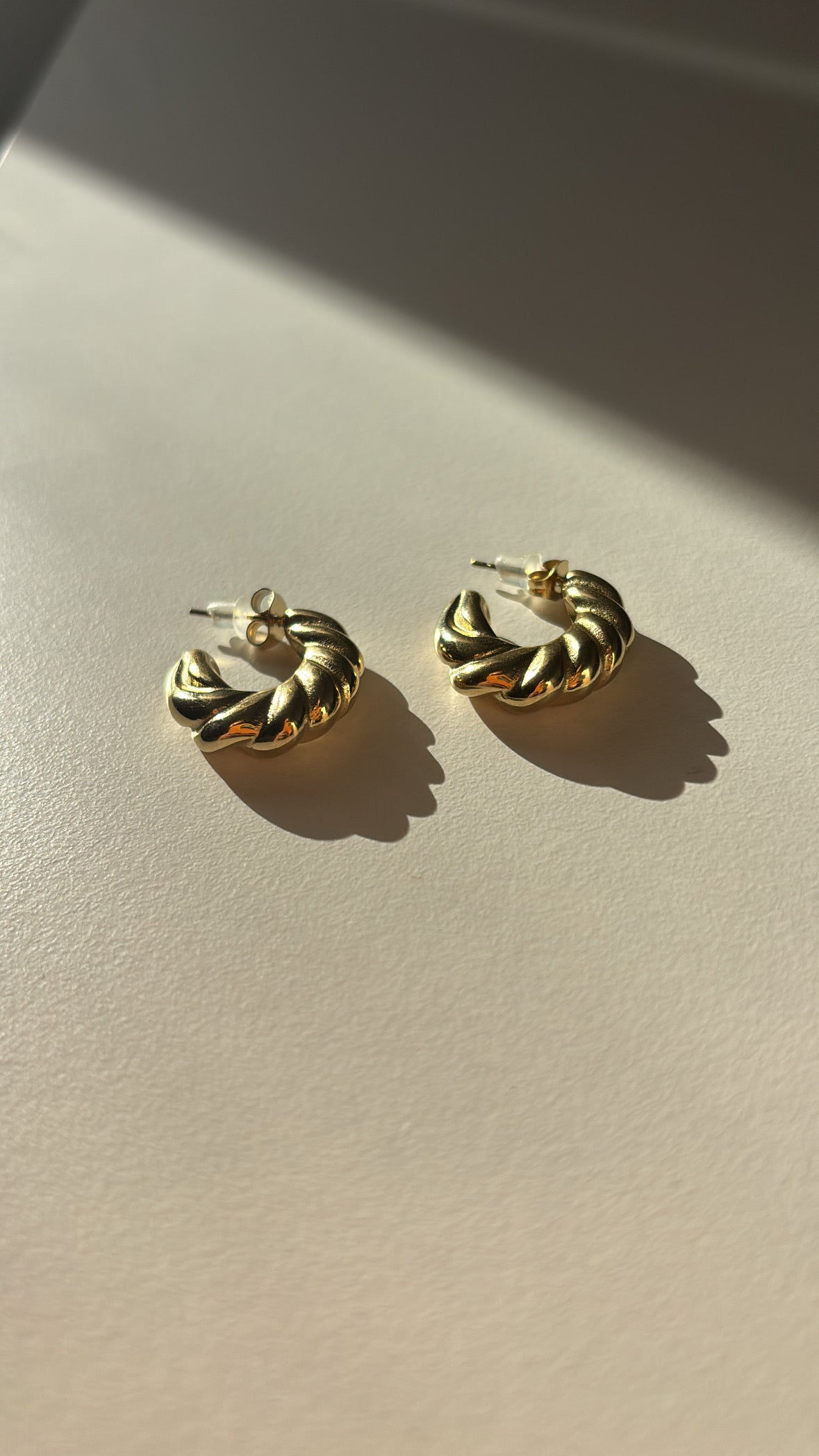 Boucle d'oreilles rondes ajourée